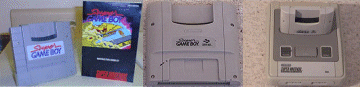 il Super GameBoy nelle versioni americana ed europea